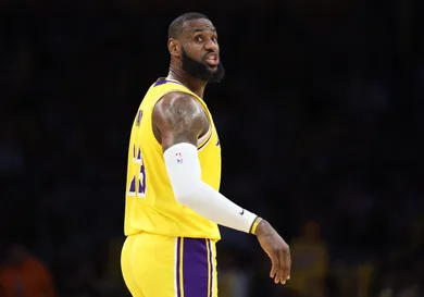 Charlotte Hornets v Los Angeles Lakers