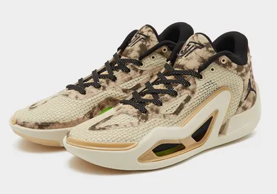 Jordan-Tatum-1-Tunnel-Walk-1