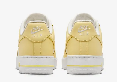 Nike-Air-Force-1-Low-Light-Lemon-Venom-5