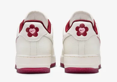 Nike-Air-Force-1-Low-Valentines-Day-2024-5