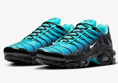 Nike-Air-Max-Plus-Light-Retro-DM0032-401-4