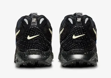 Undefeated-Nike-Air-Terra-Humara-Black-5