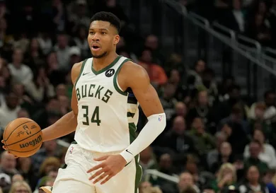 Utah Jazz v Milwaukee Bucks