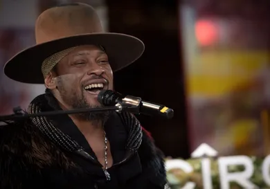 D'Angelo Against 'Friends' Verzuz DJ Battle