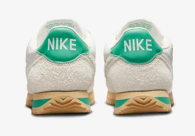 Nike-Cortez-Sail-Stadium-Green-5