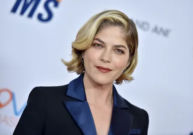 26th Annual Race To Erase MS Gala - Arrivals