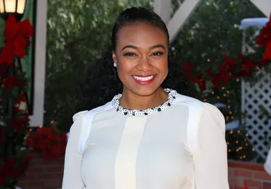 Celebrities Visit Hallmark's "Home &amp; Family"