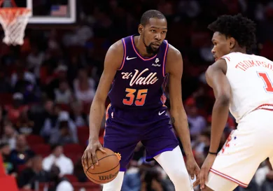 Phoenix Suns v Houston Rockets