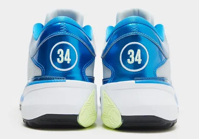 Nike-Zoom-Freak-5-Ode-To-Your-First-Love-DX4985-402-3