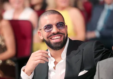 2016 American Music Awards - Roaming Show