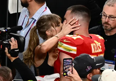 TOPSHOT-AMFOOT-SUPERBOWL-CHIEFS-49ERS