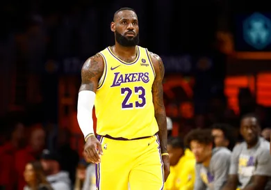 Sacramento Kings v Los Angeles Lakers