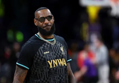 Milwaukee Bucks v Los Angeles Lakers