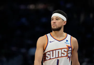 Phoenix Suns v Milwaukee Bucks