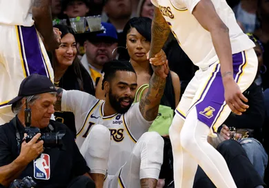 Minnesota Timberwolves v Los Angeles Lakers