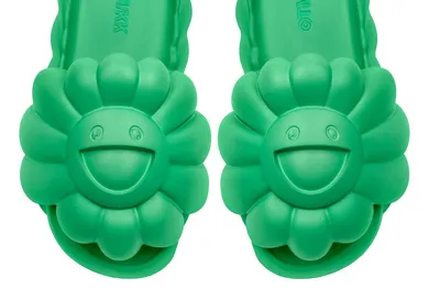 Takashi-Murakami-Ohana-Full-Bloom-Slides-Green-2-ezgif.com-webp-to-jpg-converter