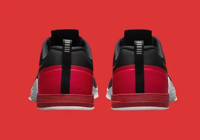 SneakerHeader.001