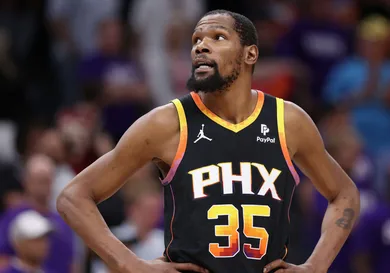 Minnesota Timberwolves v Phoenix Suns - Game Four