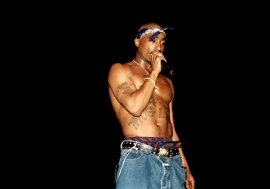 Tupac Shakur Live In Concert