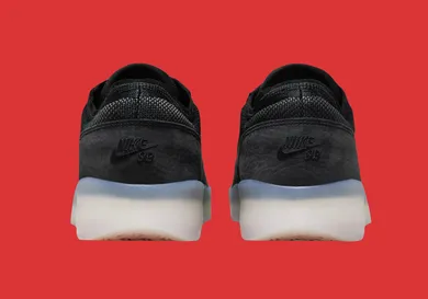 SneakerHeader.001