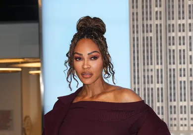 Cast Of Prime Video's "Harlem" Visit The Empire State Building to Celebrate The Season 3 Premiere