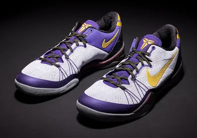 Kobe-Bryant-Nike-Kobe-8-Achilles-Game-Sothebys-Action