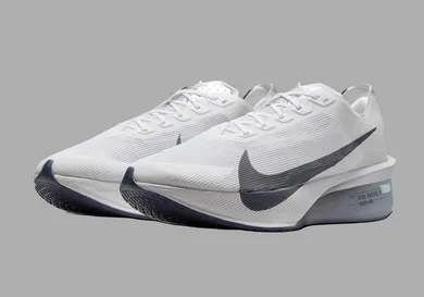 nike-vaporfly-4-white-obsidian-mist-sneaker-news