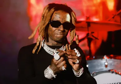 lil-wayne-rapper-roots-picnic-2024-7