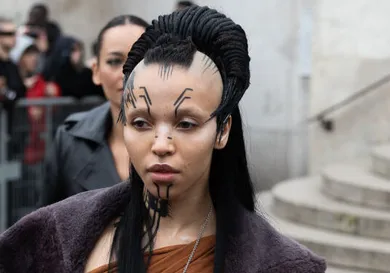 Street Style - Paris Fashion Week - Menswear Fall Winter 2025/2026 - Day Three