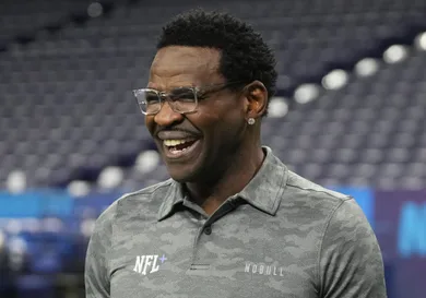 Michael Irvin Brazil Carnival Shirtless Viral NFL News