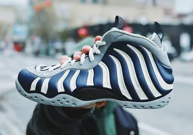 nike-air-foamposite-one-yankees-sample-sneaker-news