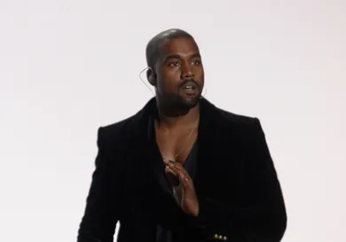Kanye West Wants R Kelly Released Hip Hop News