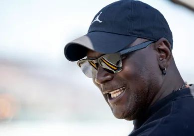 trophy-room-x-air-jordan-6-sneaker-news