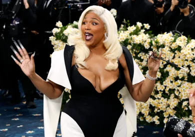 lizzo-2025-met-gala-hip-hop-news