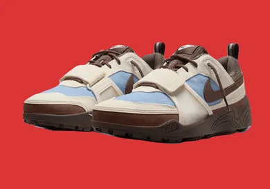travis-scott-x-nike-zoom-field-jaxx-leche-blue-sneaker-news