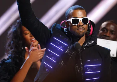 Kanye West Anna Wintour Vogue Exit Hip Hop News