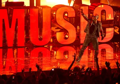 Kanye West Fans Ye Twitter User Hand Over Account Hip Hop News