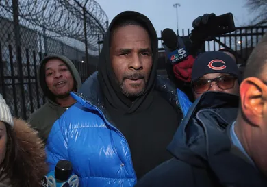 R. Kelly Appears In Court For Aggravated Sexual Abuse Charges