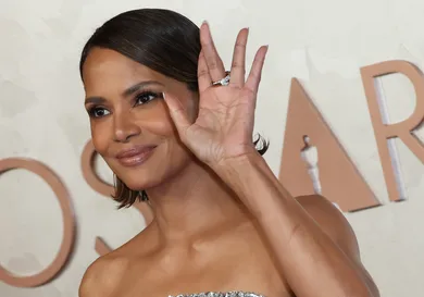 Van Hunt Halle Berry Hasnt Responded Marriage Proposal Music News