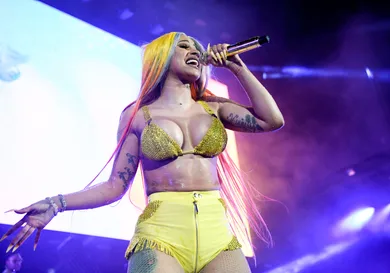 Cardi B Paris Fashion Week Stefon Diggs Breakup Rumor Hip Hop News