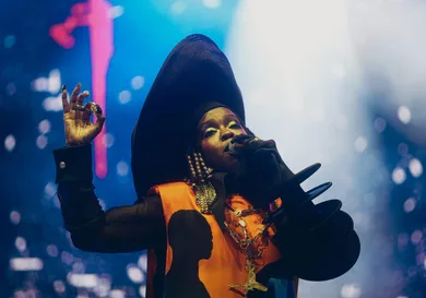 Syndication: The Commercial Appeal