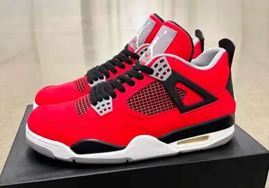 air-jordan-4-toro-bravo-sneaker-news