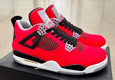 air-jordan-4-toro-bravo-sneaker-news