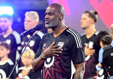 Brian McKnight Judge Serve Jaguar Wright Lawsuit Music News