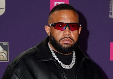 Univision's 37th Premio Lo Nuestro - Arrivals