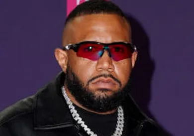 Univision's 37th Premio Lo Nuestro - Arrivals