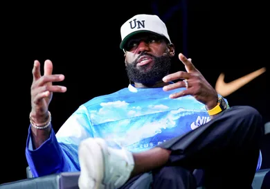 lebron-james-enjoying-new-gunna-album-hip-hop-news