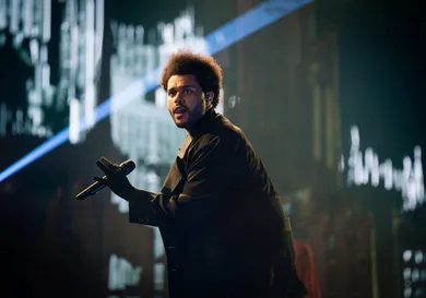 The Weeknd Fan Stop Saying Fk Drake Hip Hop News