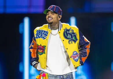 Chris Brown Fans Ticket Parking Issues Breezy Bowl Tour Music News