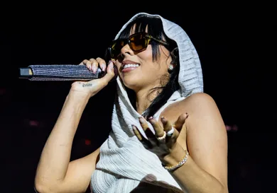 Young Thug Apologizes Mariah The Scientist Cheating Hip Hop News